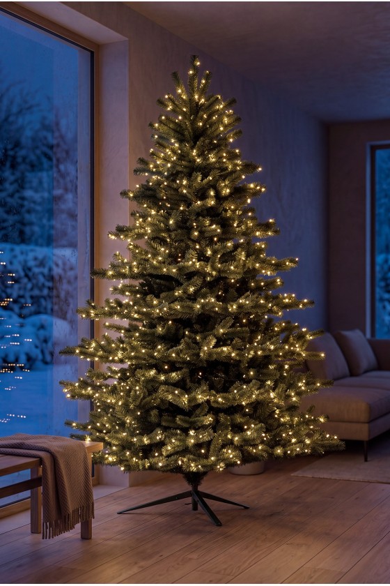 Sztuczna choinka Exclusive 240 cm w oświetleniu LED